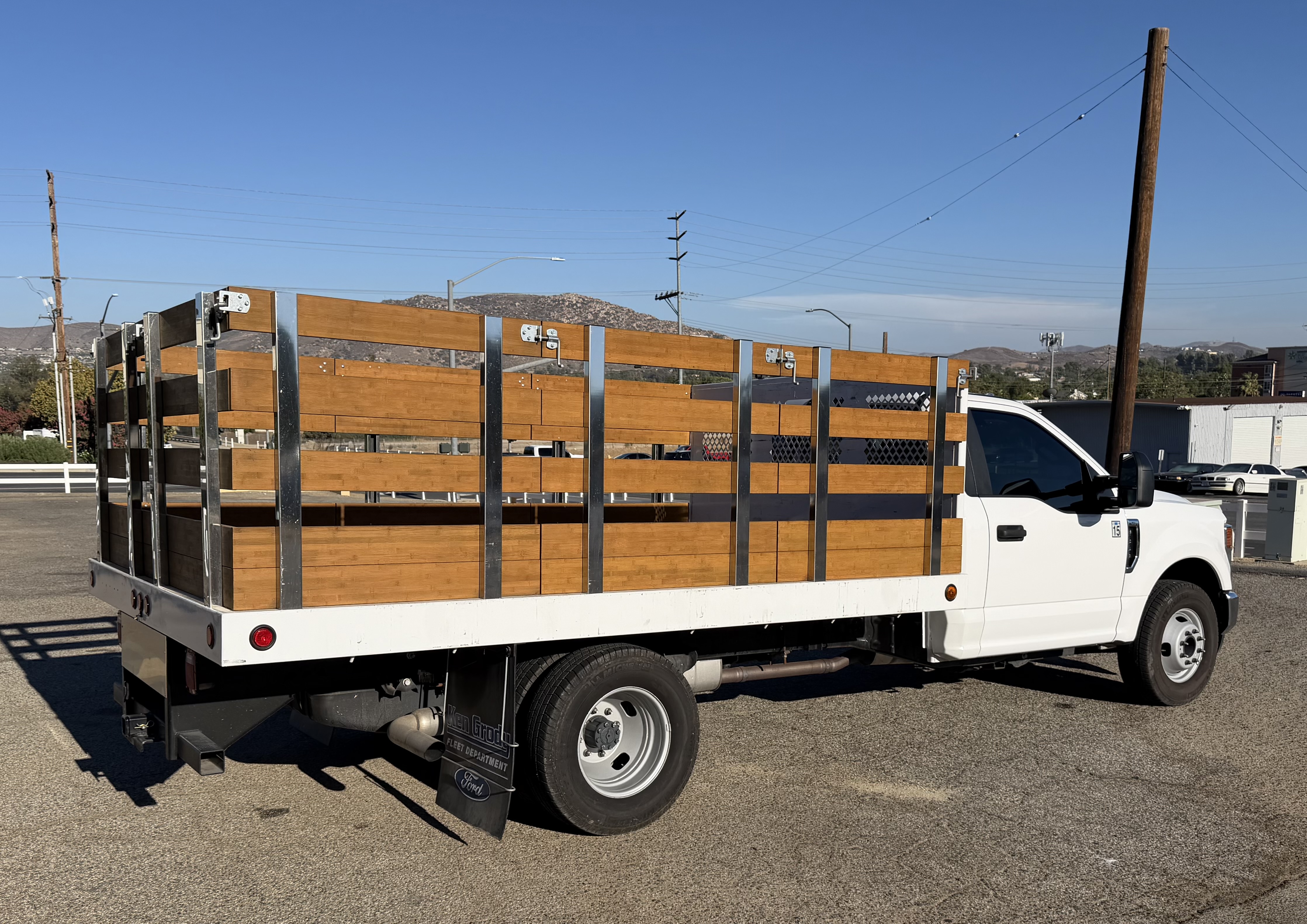 Used 2021 Ford F350 XL w/ Power Equipment Group RWD image 11