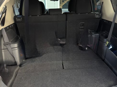 Used 2018 Mitsubishi Outlander ES image 12