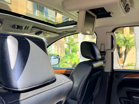 Used 2009 INFINITI QX56 2WD image 10