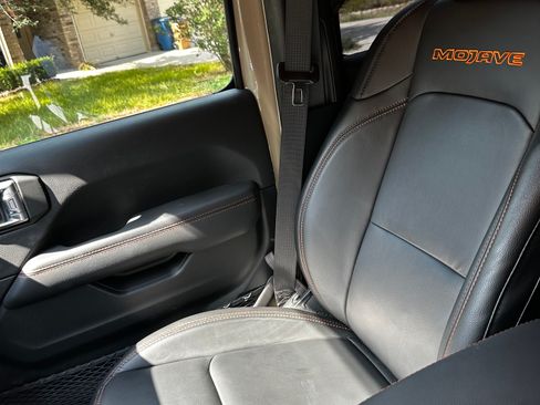 Used 2022 Jeep Gladiator Mojave w/ LED Lighting Group image 16