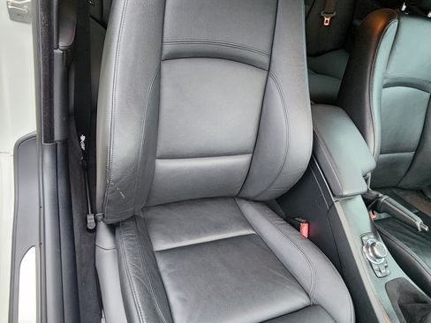 Used 2010 BMW 335i xDrive Coupe image 18