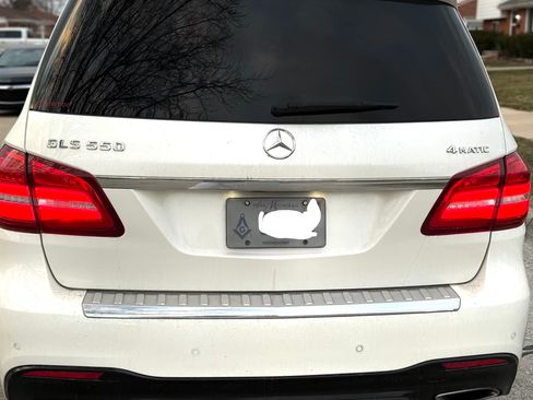 Used 2017 Mercedes-Benz GLS 550 4MATIC image 5