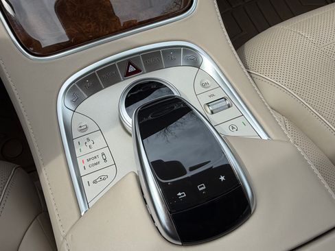 Used 2016 Mercedes-Benz S 550 4MATIC Sedan image 10