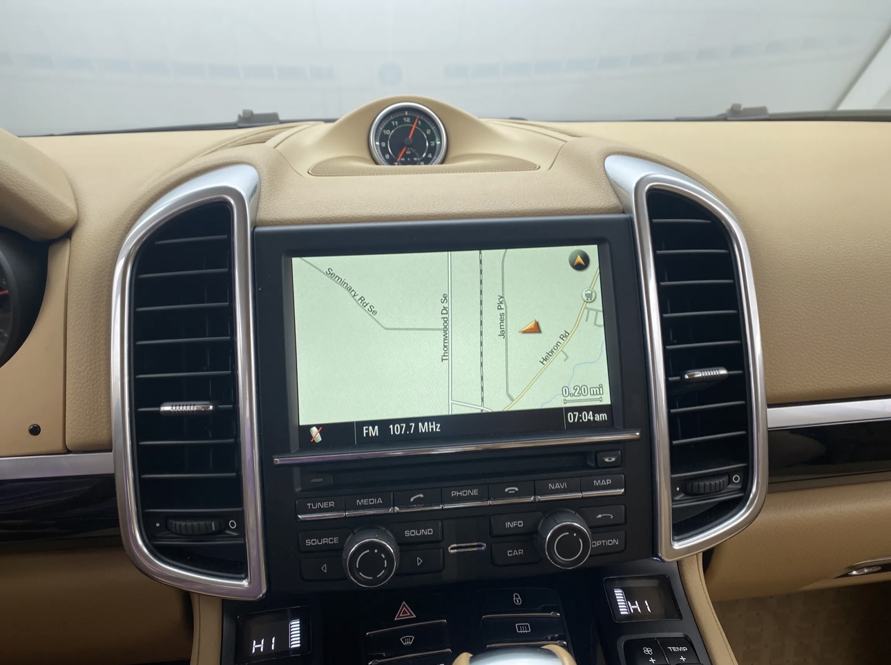 Used 2013 Porsche Cayenne AWD/4WD image 11