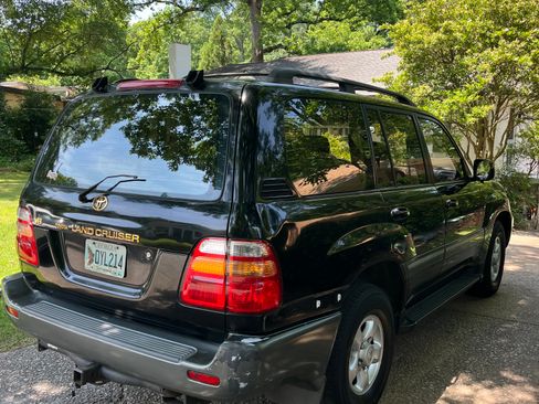 Used 1998 Toyota Land Cruiser AWD/4WD image 11
