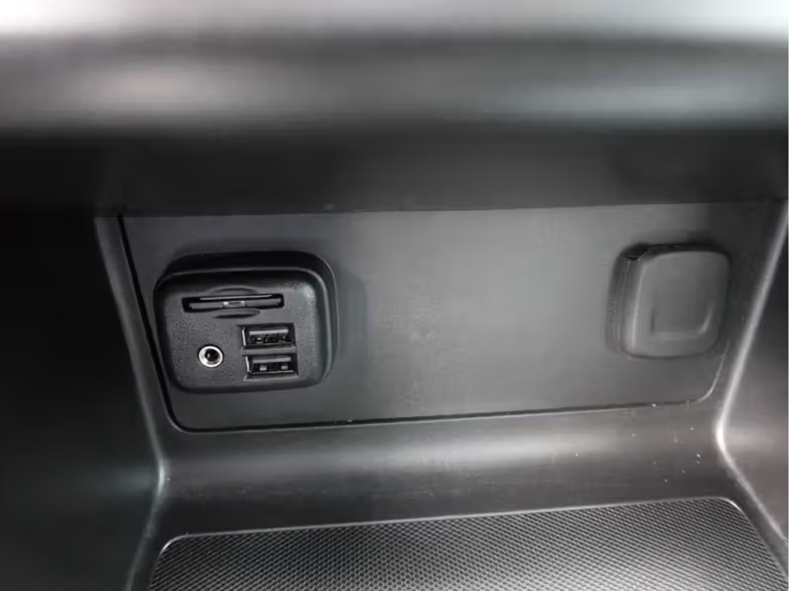 Used 2019 Chevrolet Colorado ZR2 w/ Colorado ZR2 Bison Edition AWD/4WD image 19