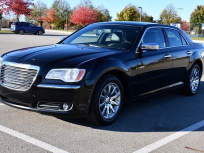 Used 2011 Chrysler 300 Limited w/ Luxury Group