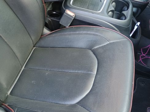 Used 2019 Chrysler Pacifica Limited w/ Advanced Safetytec Group image 10