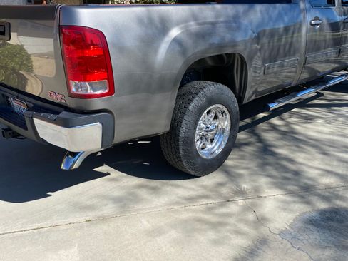 Used 2007 GMC Sierra 2500 SLT image 4