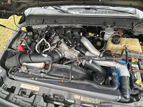 Used 2015 Ford F250 Lariat w/ FX4 Off-Road Package image 6