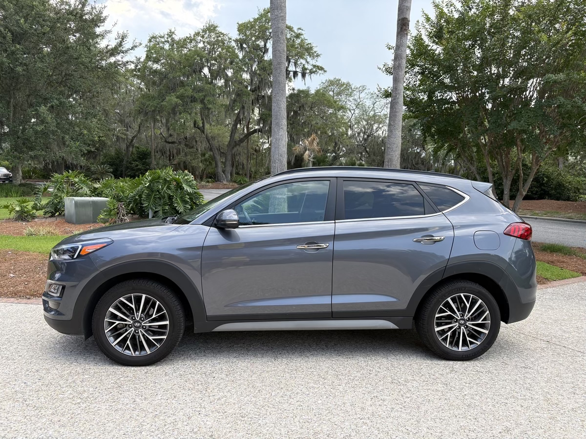 Used 2021 Hyundai Tucson Ultimate FWD image 1