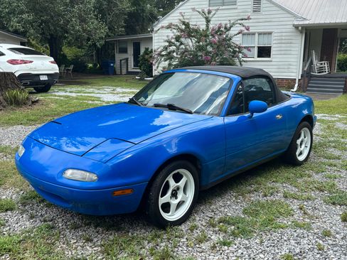 Used 1992 MAZDA MX-5 Miata RWD image 8