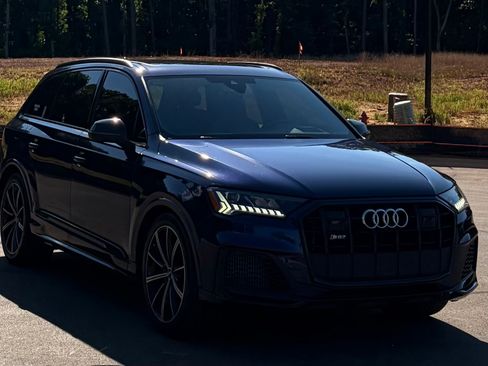Used 2020 Audi SQ7 Prestige w/ Prestige Package AWD/4WD image 5