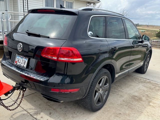 Used 2012 Volkswagen Touareg Executive AWD/4WD image 10