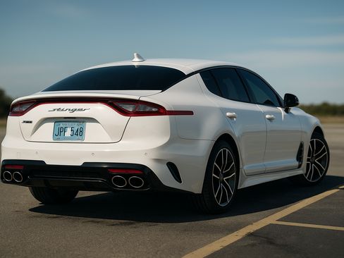 Used 2022 Kia Stinger GT-Line image 4