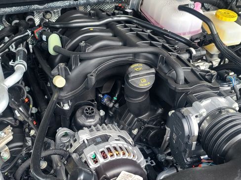 Used 2024 Jeep Wrangler Unlimited Sport image 16