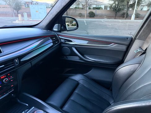 Used 2018 BMW X5 M w/ Executive Package image 11