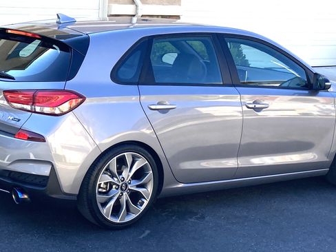 Used 2020 Hyundai Elantra GT N Line image 2