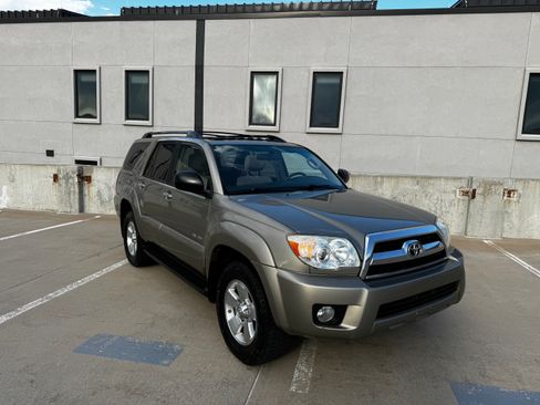 Used 2008 Toyota 4Runner Sport image 8