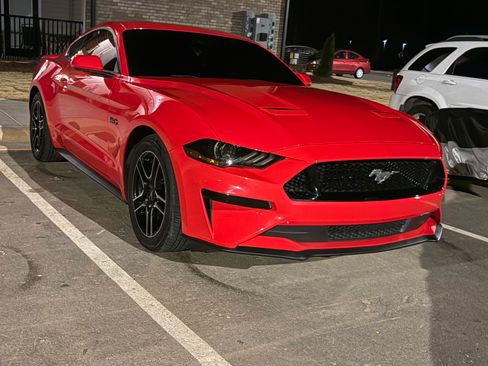 Used 2022 Ford Mustang GT Premium image 2