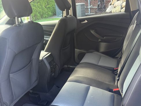 Used 2019 Ford Escape SE AWD/4WD image 10