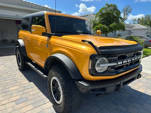 Used 2022 Ford Bronco Outer Banks w/ Sasquatch Package AWD/4WD image 8