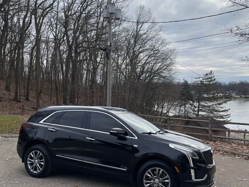 Used 2021 Cadillac XT5 Premium Luxury image 14