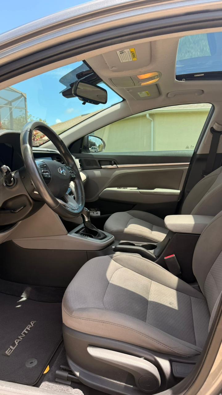 Used 2019 Hyundai Elantra Value Edition FWD image 6
