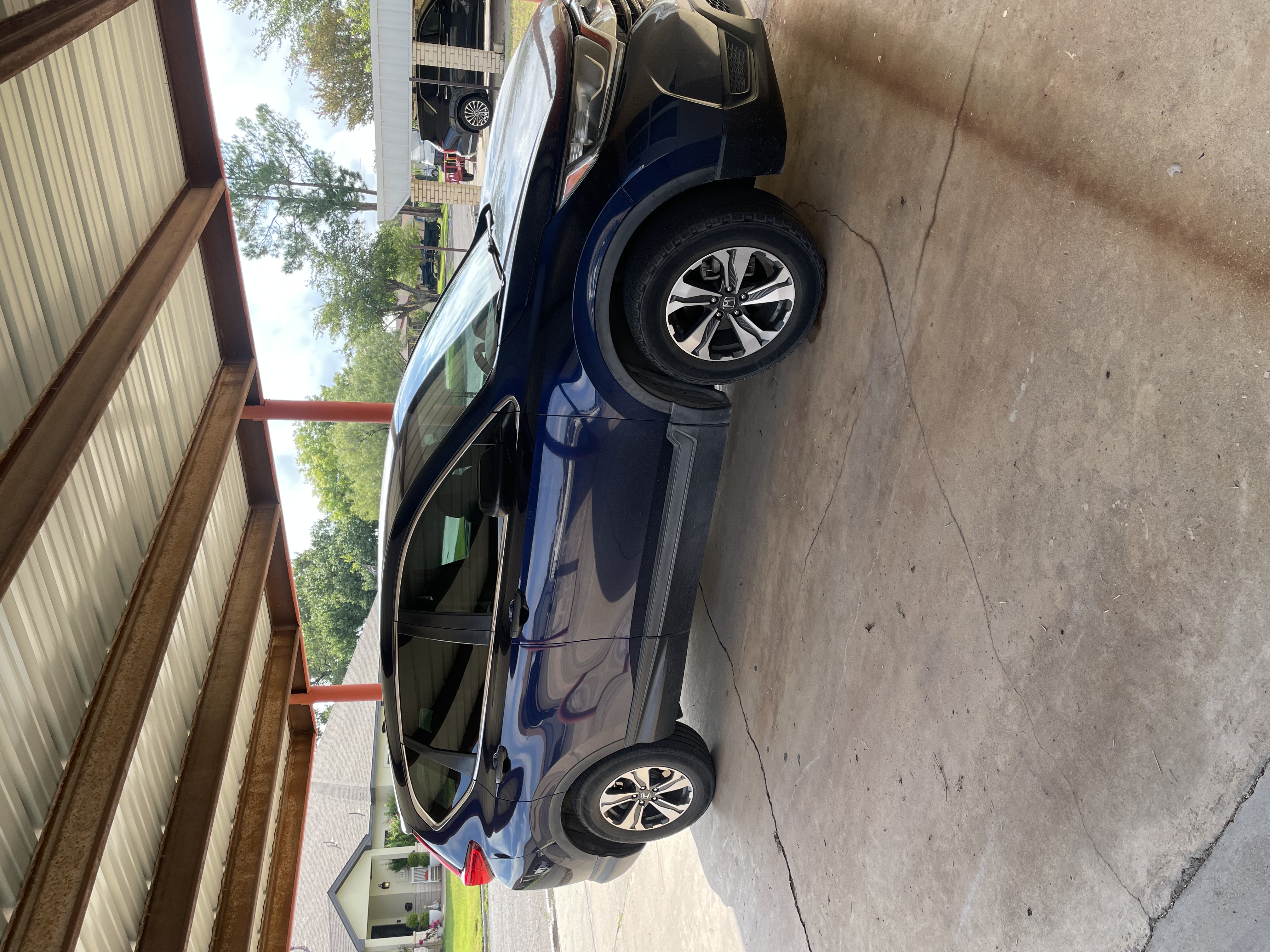 Used 2019 Honda CR-V LX image 1