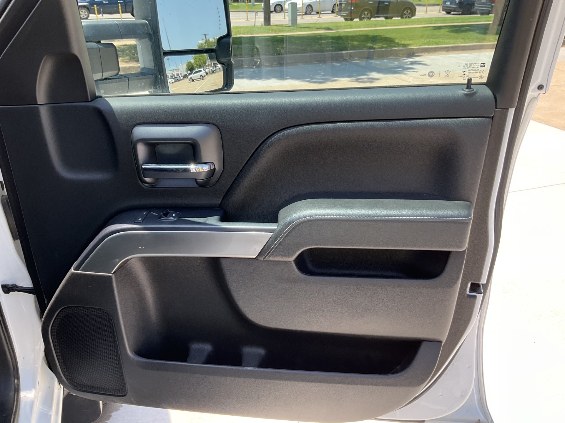 Used 2018 Chevrolet Silverado 3500 LT AWD/4WD image 18