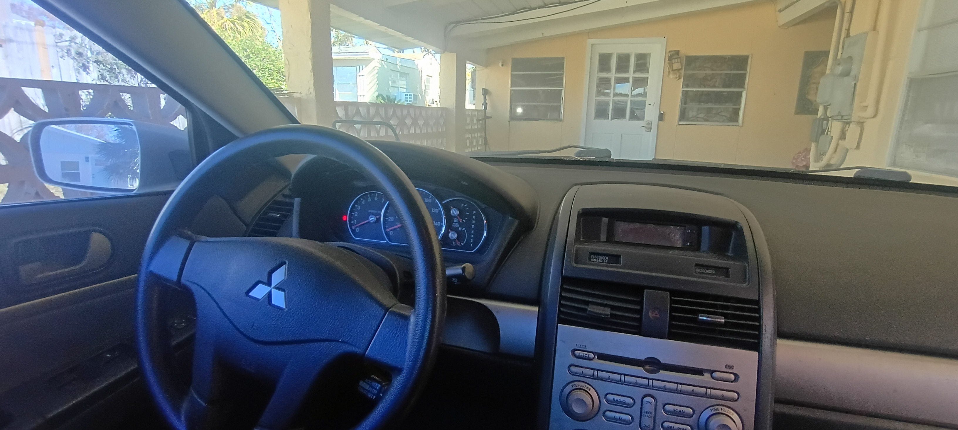Used 2010 Mitsubishi Galant FWD image 10