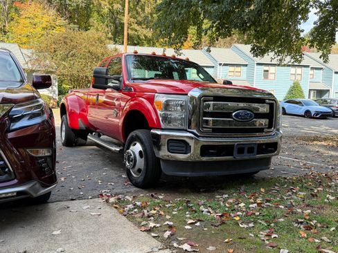 Used 2012 Ford F350 XLT w/ Camper Pkg image 4
