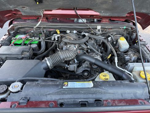 Used 2009 Jeep Wrangler Rubicon w/ Dual Top Group image 18