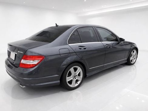 Used 2011 Mercedes-Benz C 300 4MATIC Sedan image 2