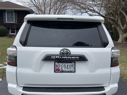 Used 2016 Toyota 4Runner TRD Pro image 5