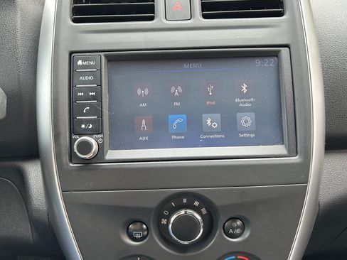 Used 2018 Nissan Versa SV FWD image 10