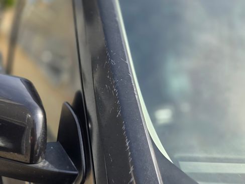 Used 2013 Land Rover LR4 HSE image 32