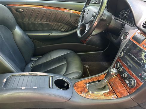 Used 2006 Mercedes-Benz CLK 350 Coupe image 15