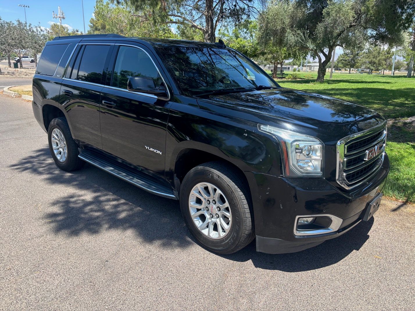 Used 2019 GMC Yukon SLT AWD/4WD image 6