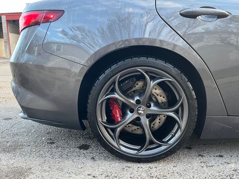 Used 2022 Alfa Romeo Giulia Quadrifoglio w/ Active Assist Plus Package RWD image 22