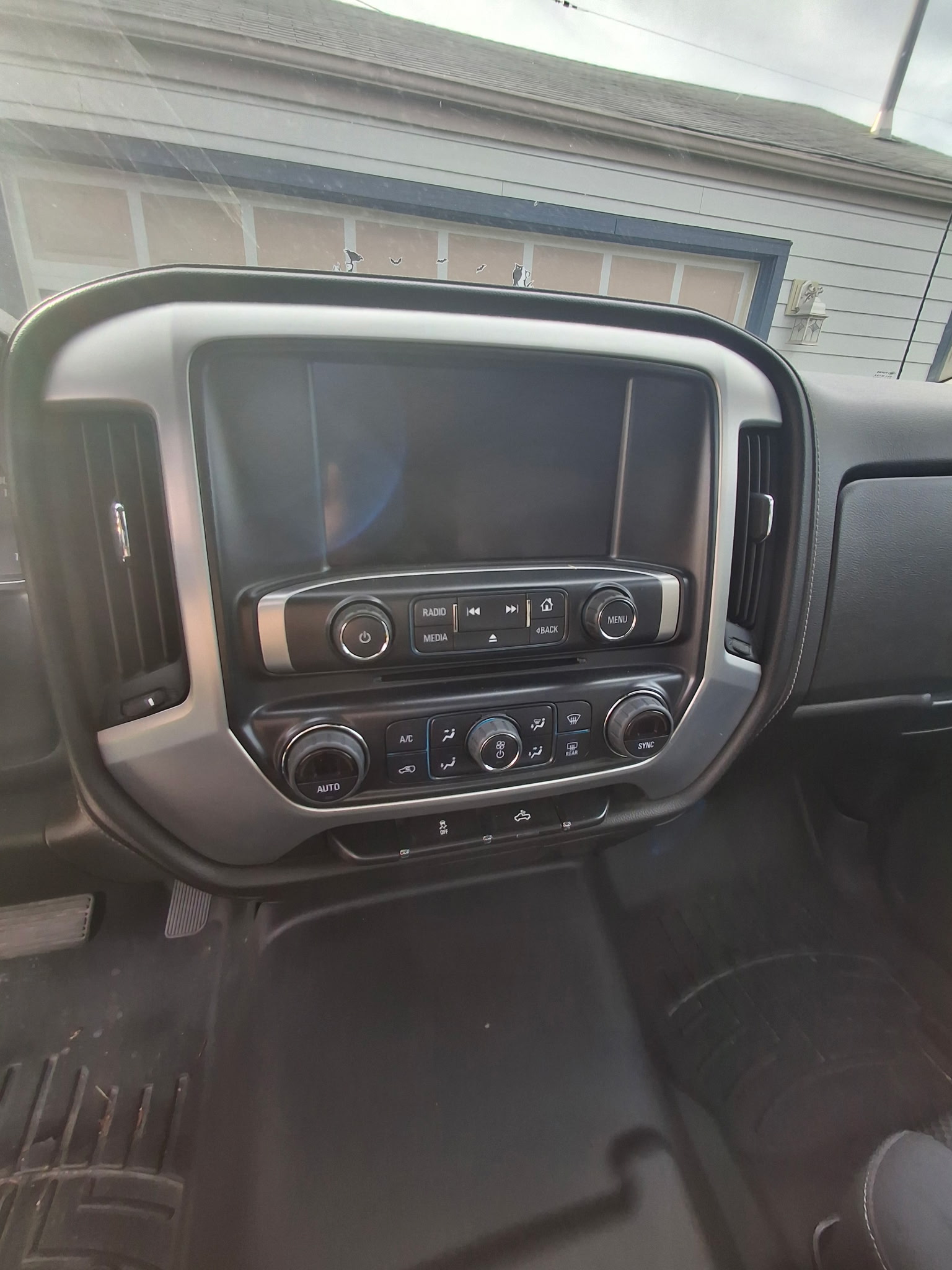 Used 2019 GMC Sierra 1500 SLE w/ SLE Value Package AWD/4WD image 6