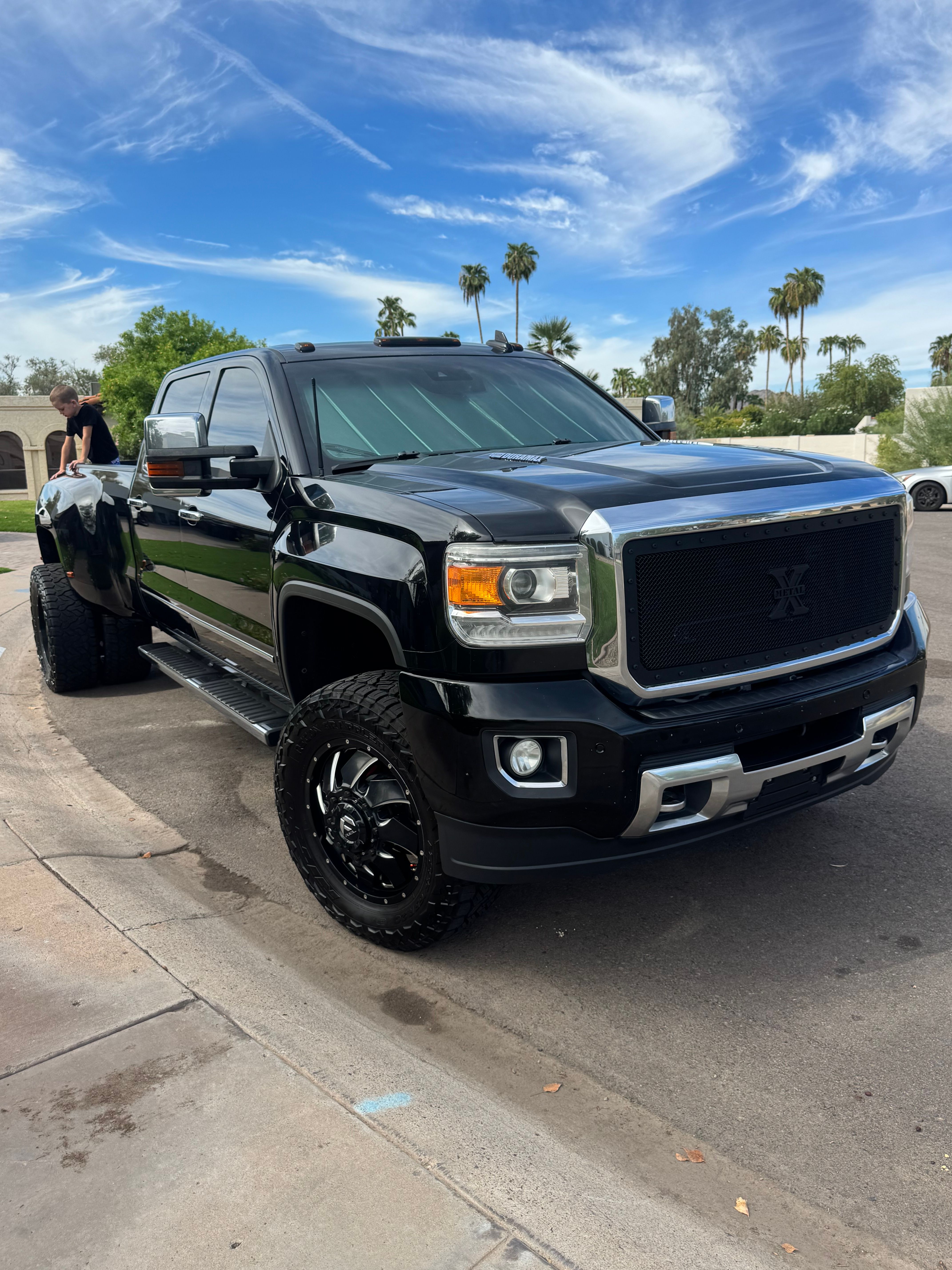 Used 2015 GMC Sierra 3500 Denali w/ Duramax Plus Package AWD/4WD image 8