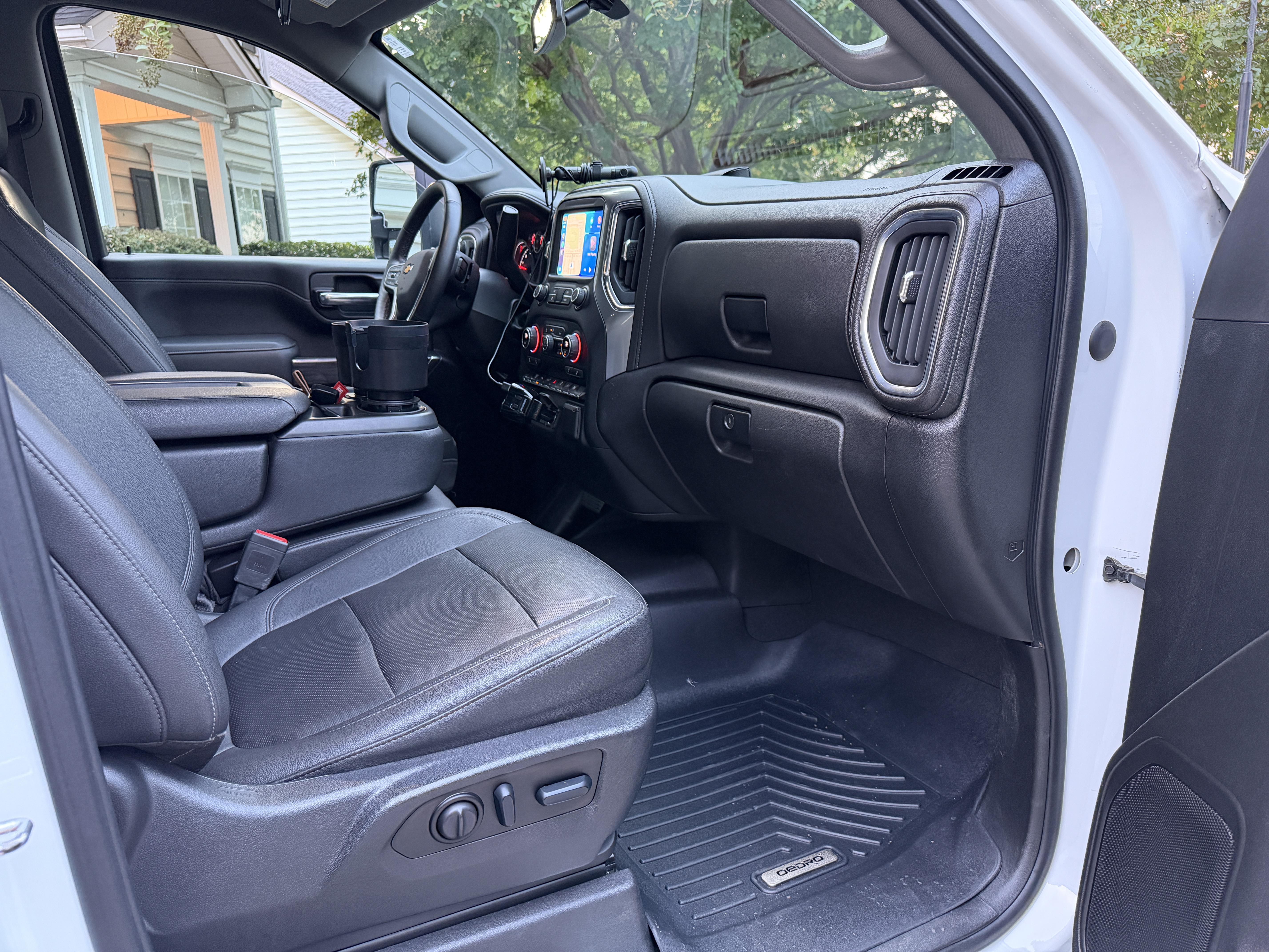 Used 2022 Chevrolet Silverado 2500 LTZ w/ Safety Package AWD/4WD image 17