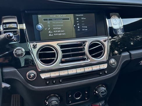 Used 2011 Rolls-Royce Ghost image 11