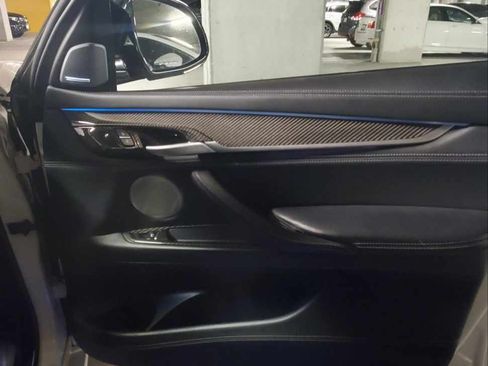 Used 2016 BMW X6 M image 13