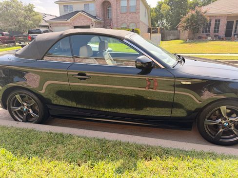 Used 2013 BMW 128i Convertible RWD image 5