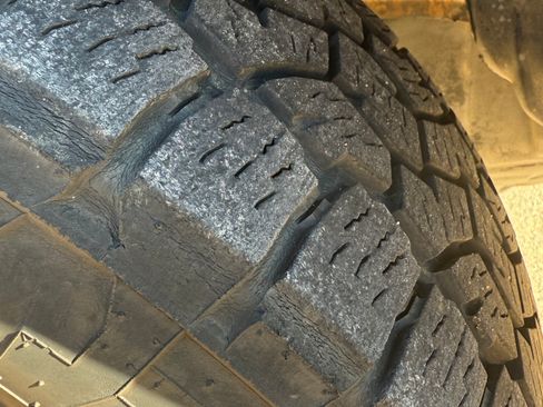 Used 1999 Toyota RAV4 4WD 4-Door w/ Value Pkg 3 image 2