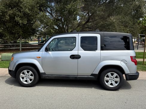 Used 2010 Honda Element EX image 6