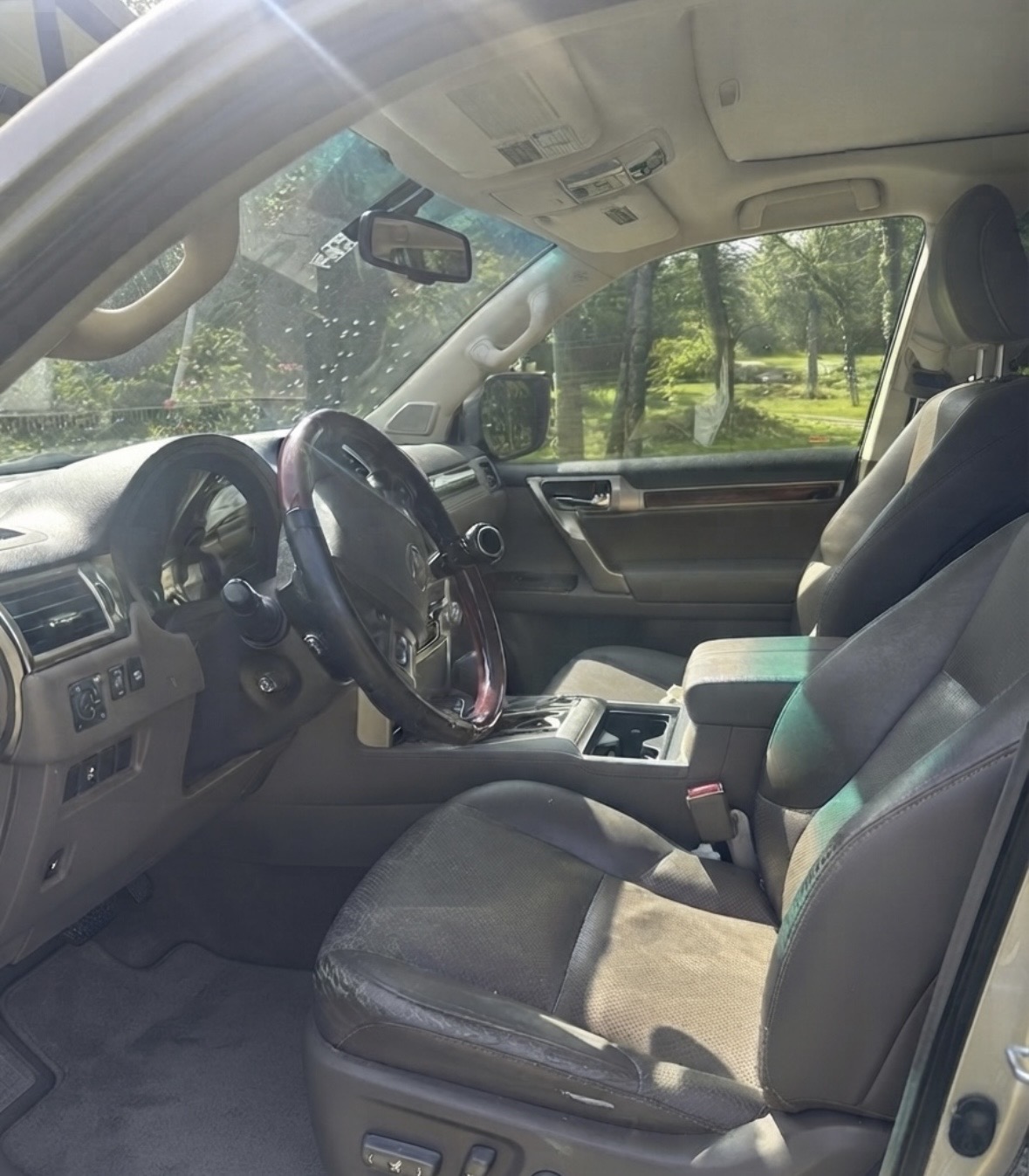 Used 2011 Lexus GX 460 w/ Comfort Plus Pkg AWD/4WD image 8