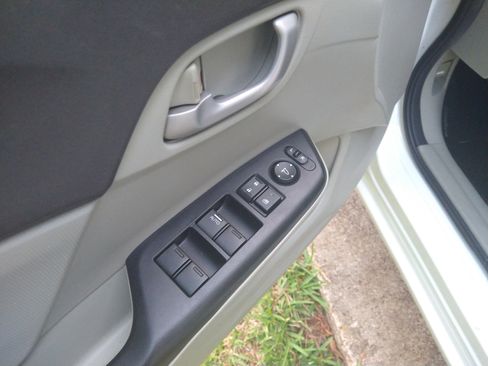 Used 2012 Honda Civic LX image 29